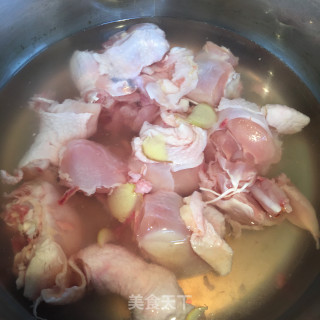 菌菇烧鸡腿的做法步骤：6
