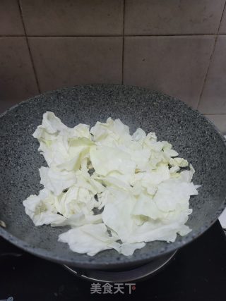 清炒手撕包菜的做法步骤：4