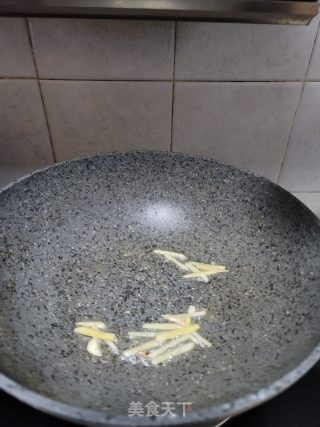 辣椒炒肉片的做法步骤：8