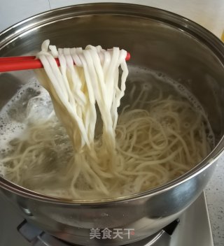 酸辣凉拌面的做法步骤：6