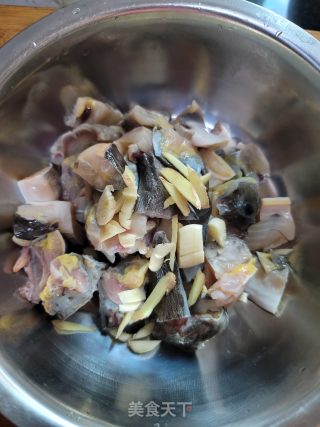 炸鲟龙鱼骨的做法步骤：4