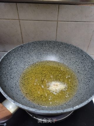 炸鲟龙鱼骨的做法步骤：8