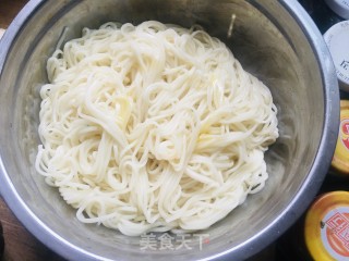 家庭版凉面的做法步骤：3