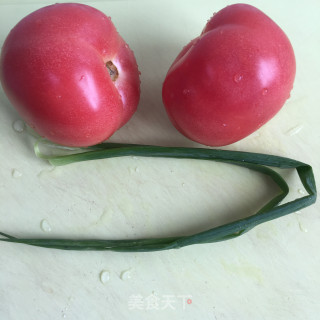 西红柿炒鸡蛋的做法步骤：1
