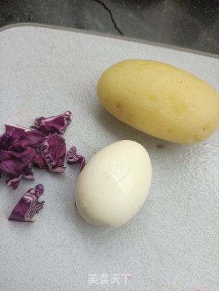 “懒人快手餐”土豆鸡蛋沙拉的做法步骤：8