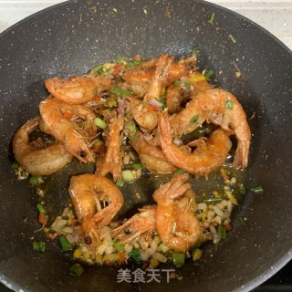 椒盐海虾的做法步骤：8