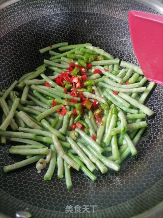 素炒豇豆的做法步骤：3