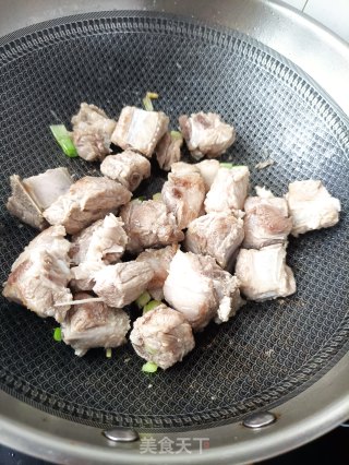 咖喱炖排骨的做法步骤：9