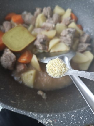 咖喱炖排骨的做法步骤：16