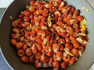 十三香麻辣龙虾尾的做法步骤：9