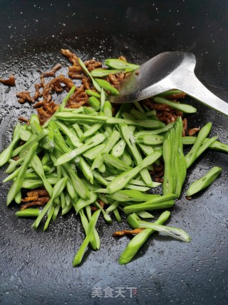 刀豆炒肉丝的做法步骤：6