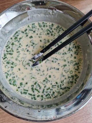 薄荷葱花鸡蛋饼的做法步骤：5