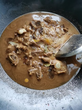 蕨菜干烧排骨的做法步骤：3