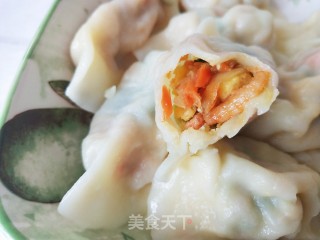 鸡蛋虾皮胡萝卜馅饺子的做法步骤：10