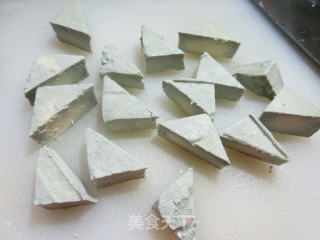 臭豆腐烧茭白的做法步骤：4