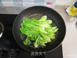 蚝油香菇青菜！经典家常宴客菜的做法步骤：3