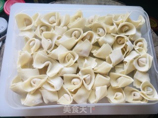 鸡汤粉丝馄饨的做法步骤：4