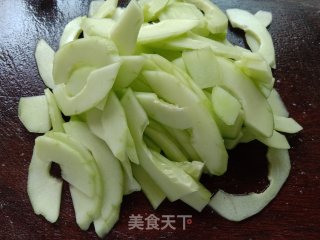 蚝油青瓜的做法步骤：3