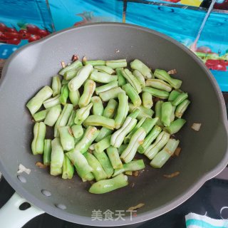 卤肉炖豆角的做法步骤：6