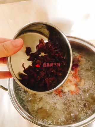 超多料美颜桃胶糖水的做法步骤：5