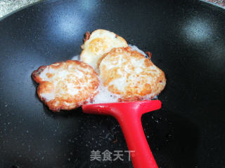 黑木耳黄豆烧鸡蛋的做法步骤：3