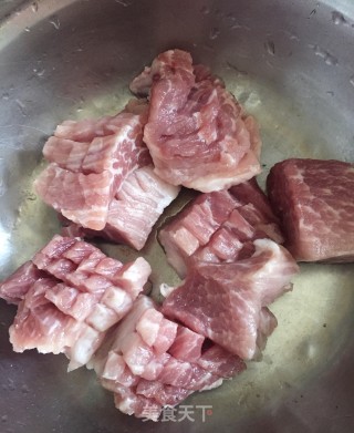 山豆角焖瘦肉的做法步骤：3