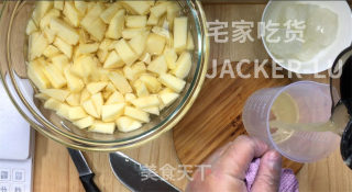 家常美食苹果酱，入口酸酸甜甜，纯天然美食，无防腐剂哦。的做法步骤：3