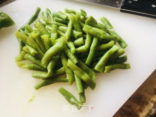 凉拌豇豆的做法步骤：2