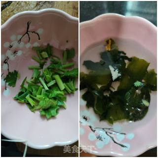 肉卷豆芽汤的做法步骤：3