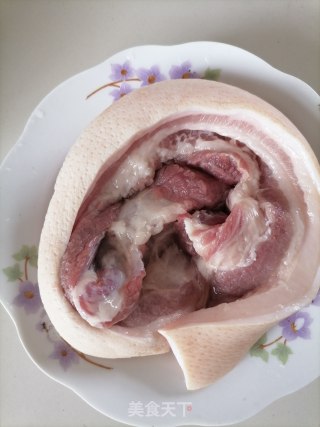 红烧肉的做法步骤：1