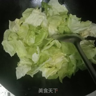 炝炒圆白菜的做法步骤：4