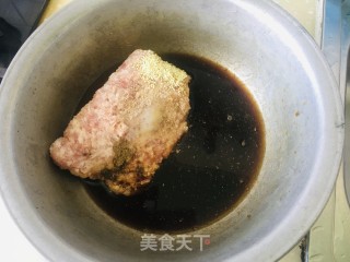 香芹大肉水饺的做法步骤：2