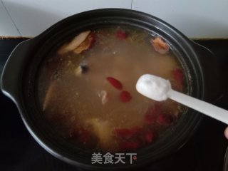 红枣鸡汤的做法步骤：5