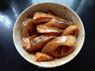 砂锅鲈鱼的做法步骤：2