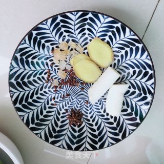 自制肉夹馍的做法步骤：4