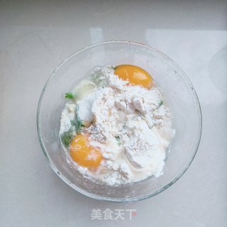 香葱海苔鸡蛋饼的做法步骤：2
