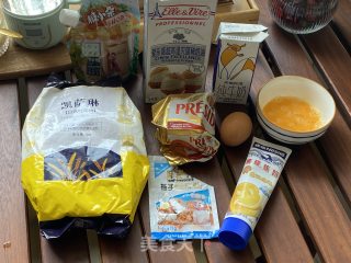 零失败の肠仔包，深受小盆友喜爱！的做法步骤：1