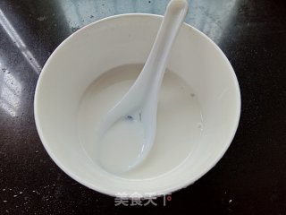 虾仁滑蛋的做法步骤：2