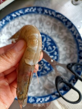 油焖大虾的做法步骤：1