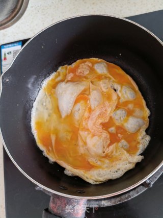 蛋饼菜叶汤的做法步骤：3