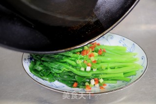 白灼芥兰的做法步骤：6
