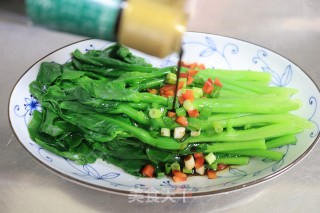 白灼芥兰的做法步骤：7