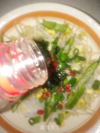 凉拌豆芽粉丝的做法步骤：11