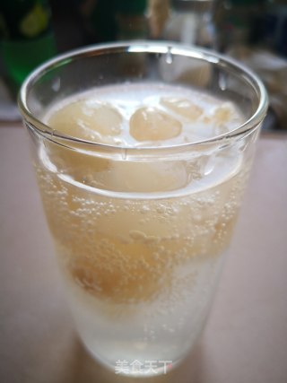 荔枝气泡水的做法步骤：3