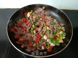 小炒牛肉的做法步骤：12