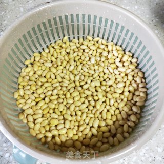 红糖豆腐花的做法步骤：1