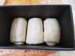 香葱肉松吐司的做法步骤：12