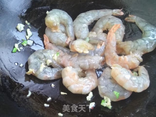 清炒虾仁的做法步骤：3