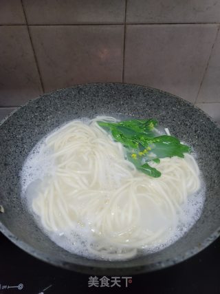 肉片洋葱炒面的做法步骤：5