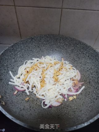 肉片洋葱炒面的做法步骤：11